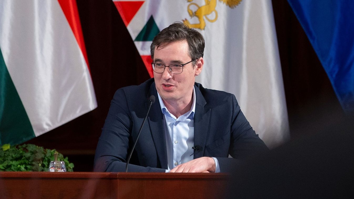 MTVA - Médiaszolgáltatás-támogató és Vagyonkezelõ Alap/Budapest, 2024. december 18.Karácsony Gergely fõpolgármester beszél a Fõvárosi Közgyûlés ülésén a Városháza dísztermében 2024. december 18-án.MTI/Kocsis Zoltán