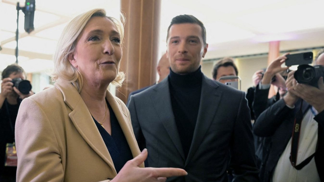 Marine Le Pen és Jordan Bardella (Fotó: AFP)