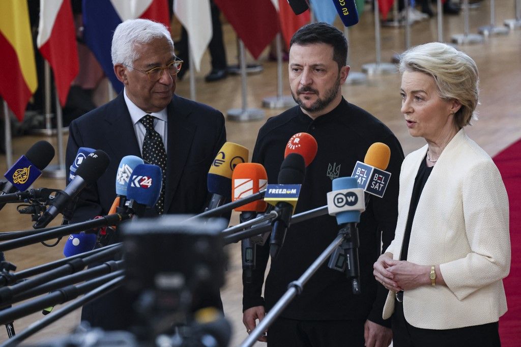 President of Ukraine Volodymyr Zelenskyy attends alongside President of the European Commission Ursula von der Leyen and the President of the European Council Antonio Costa the special EU leaders meeting with the head of states in Brussels, the Emergency Summit on Ukraine and Defence. The presidents spotted talking while arriving and giving a statement to international media and press. Brussels, Belgium on March 6, 2025  (Photo by Nicolas Economou/NurPhoto) (Photo by Nicolas Economou / NurPhoto / NurPhoto via AFP)