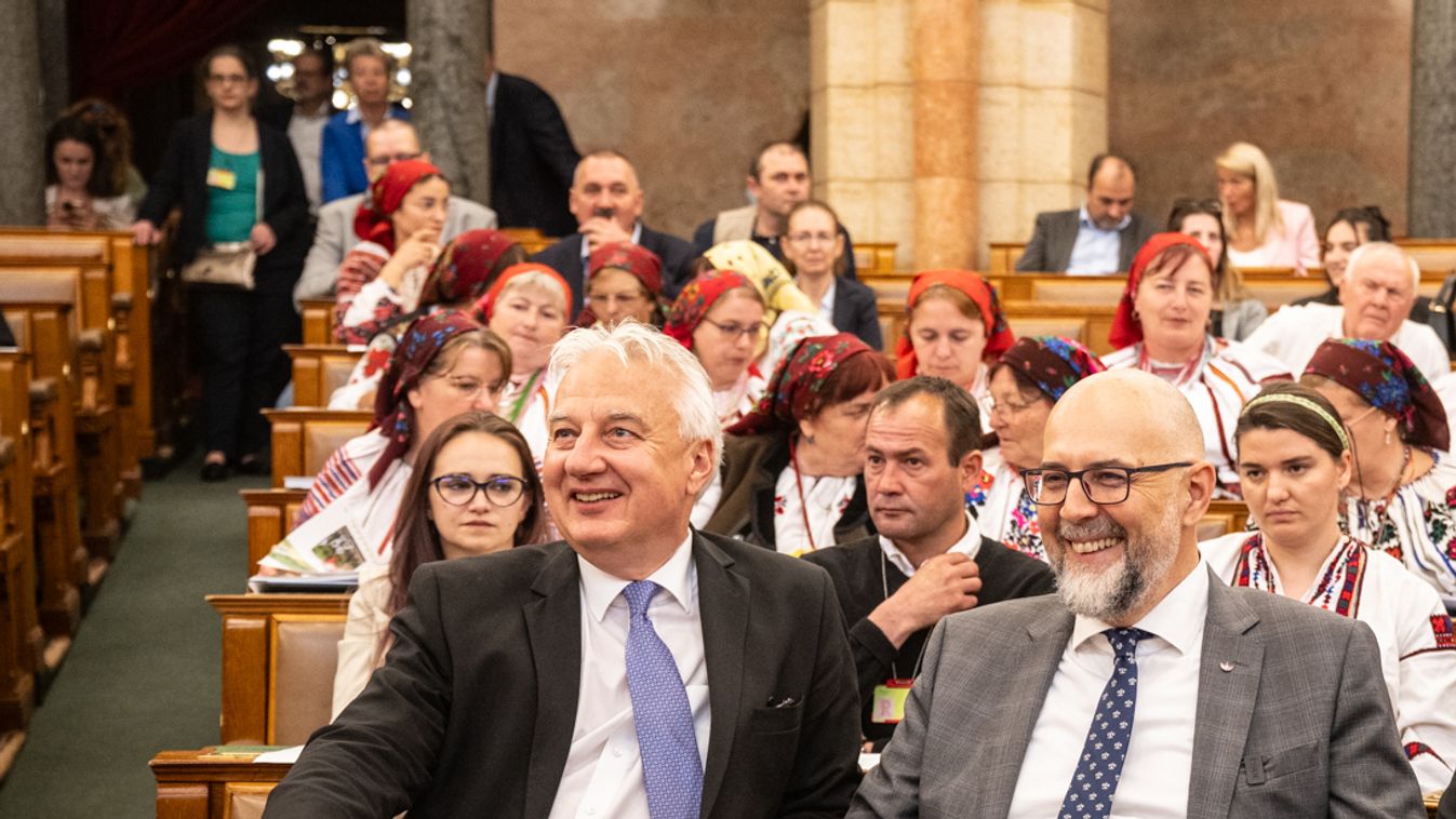 Semjén Kelemen Hunor csángók